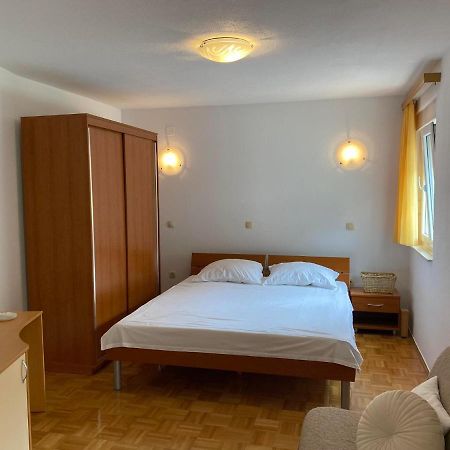 Apartment Begic Makarska Exterior photo