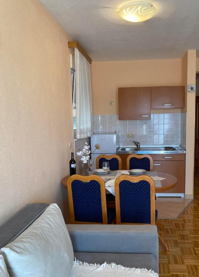 Apartment Begic Makarska Exterior photo