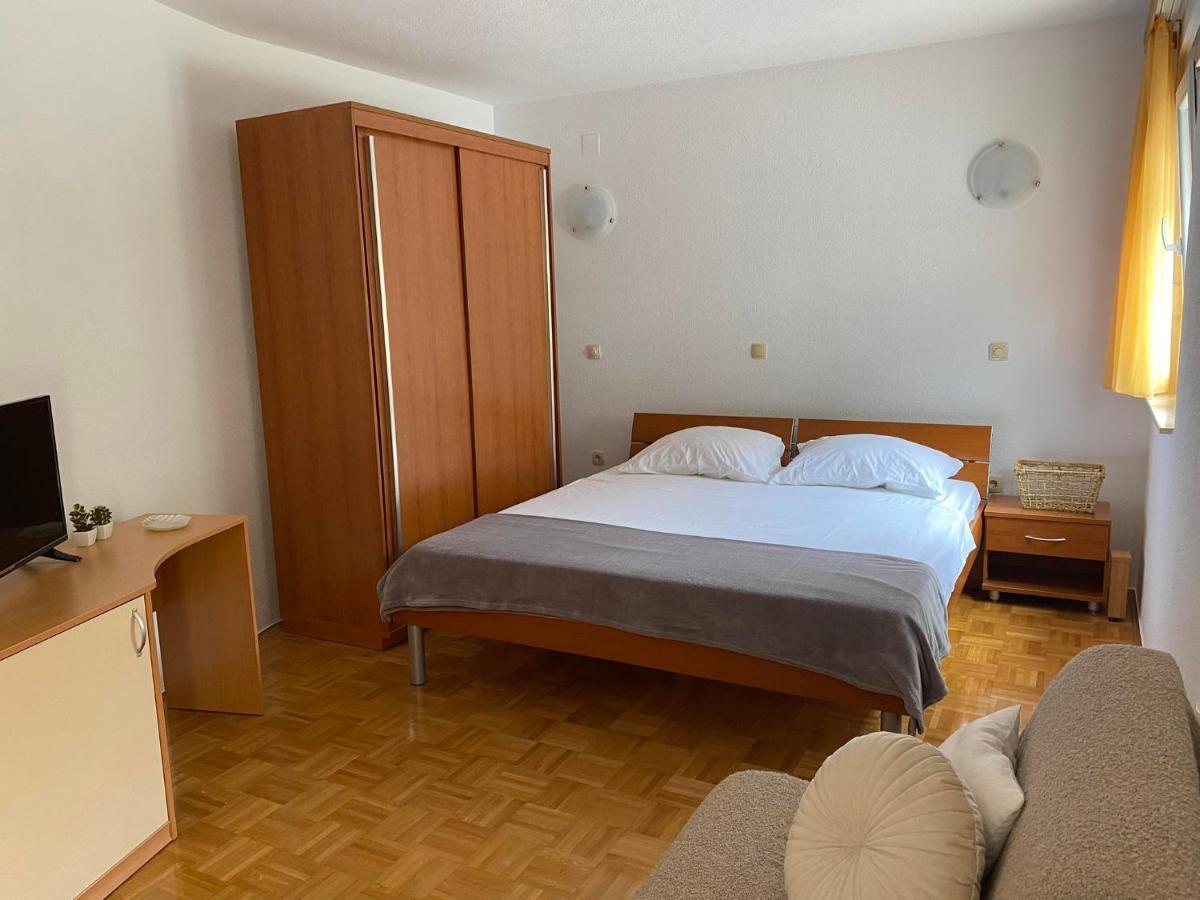 Apartment Begic Makarska Exterior photo